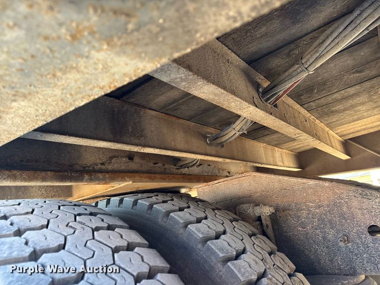 image for item DW2484 2013 Trail-eze TE70HT drop deck hydraulic tail equipment trailer