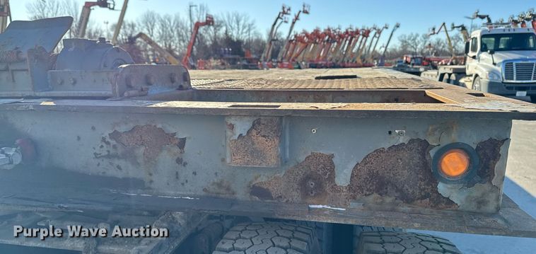 image for item DW2484 2013 Trail-eze TE70HT drop deck hydraulic tail equipment trailer