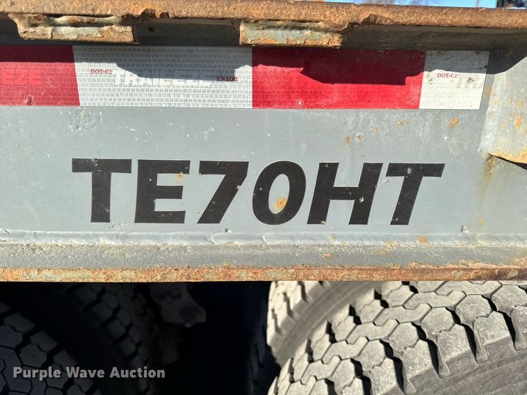 image for item DW2484 2013 Trail-eze TE70HT drop deck hydraulic tail equipment trailer