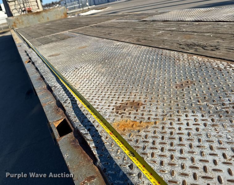 image for item DW2484 2013 Trail-eze TE70HT drop deck hydraulic tail equipment trailer