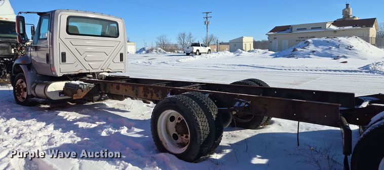 image for item EC3951 2012 International 4300 truck cab and chassis