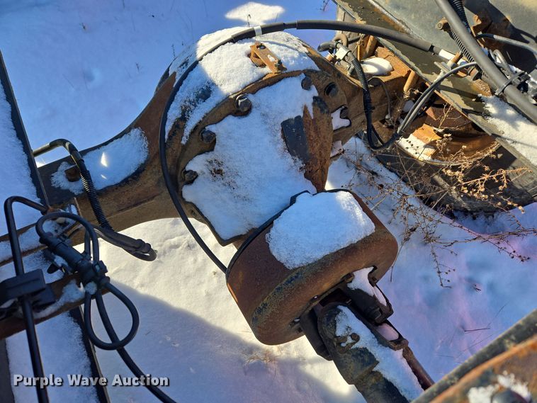 image for item EC3951 2012 International 4300 truck cab and chassis