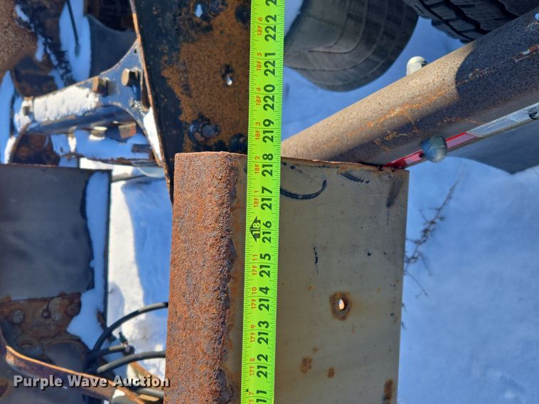 image for item EC3951 2012 International 4300 truck cab and chassis