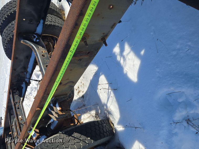 image for item EC3951 2012 International 4300 truck cab and chassis