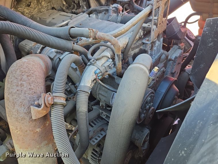 image for item EC3951 2012 International 4300 truck cab and chassis