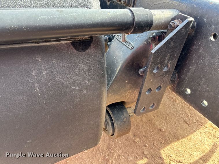 image for item EE0021 1997 Freightliner FLD120 semi truck