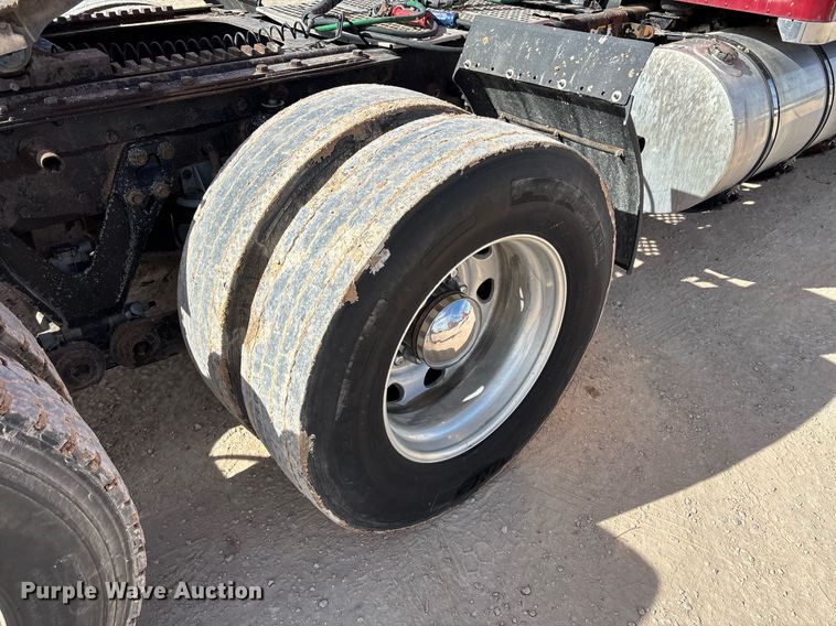 image for item EE0025 2003 Kenworth W900L semi truck