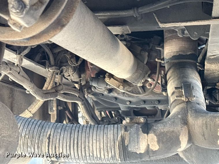 image for item EE0025 2003 Kenworth W900L semi truck