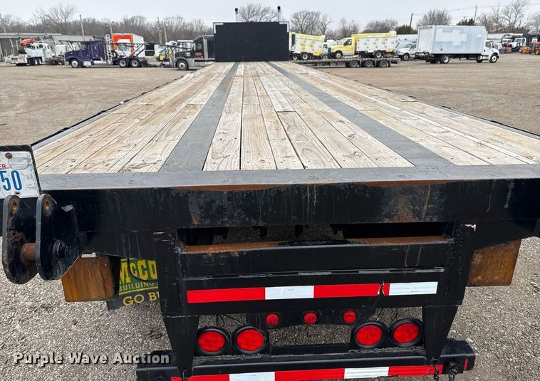 image for item EG2468 1987 Ledwell & Sons Enterprises flatbed trailer