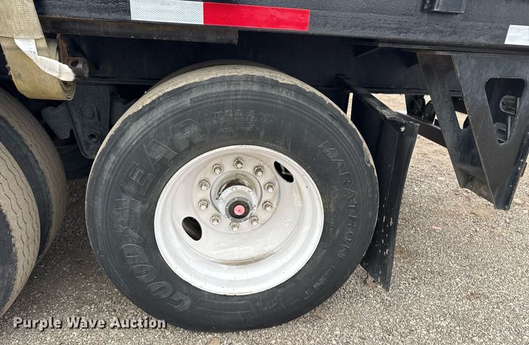 image for item EG2468 1987 Ledwell & Sons Enterprises flatbed trailer