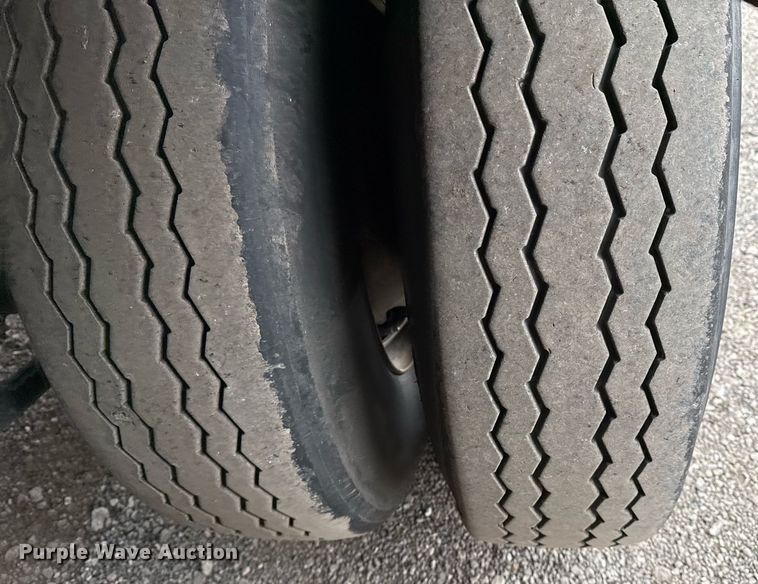 image for item EG2468 1987 Ledwell & Sons Enterprises flatbed trailer