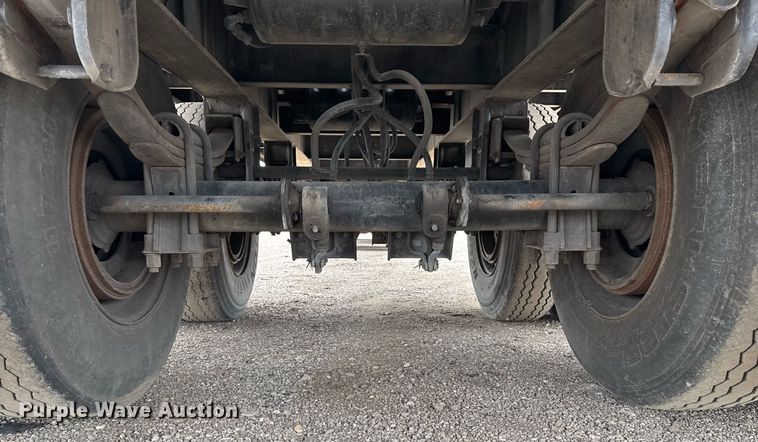 image for item EG2468 1987 Ledwell & Sons Enterprises flatbed trailer