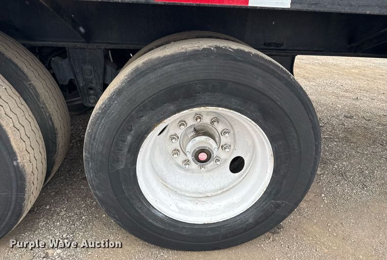 image for item EG2468 1987 Ledwell & Sons Enterprises flatbed trailer