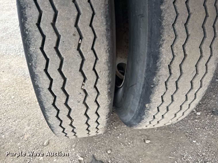 image for item EG2468 1987 Ledwell & Sons Enterprises flatbed trailer