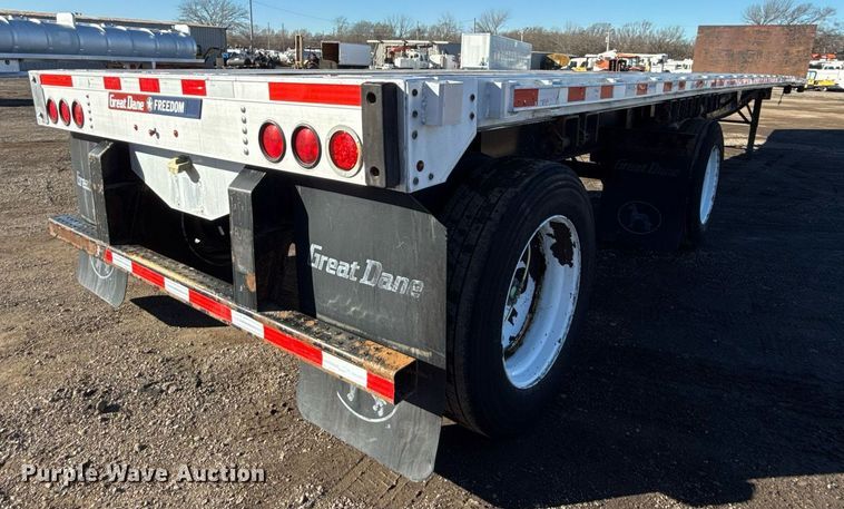 image for item EG2474 2014 Great Dane flatbed trailer
