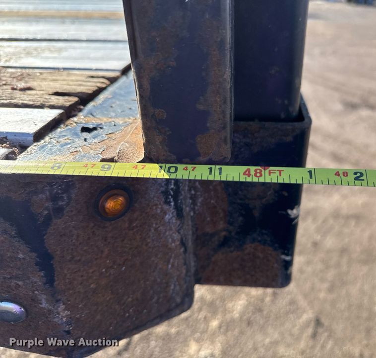 image for item EG2474 2014 Great Dane flatbed trailer