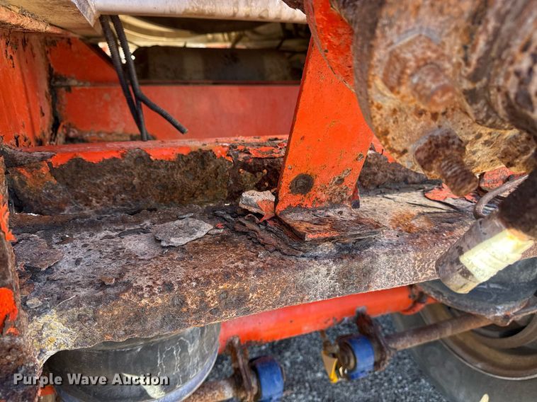 image for item EG2475 2012 Dragon Products Trailers vacuum trailer