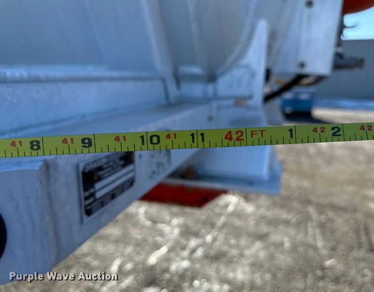 image for item EG2475 2012 Dragon Products Trailers vacuum trailer