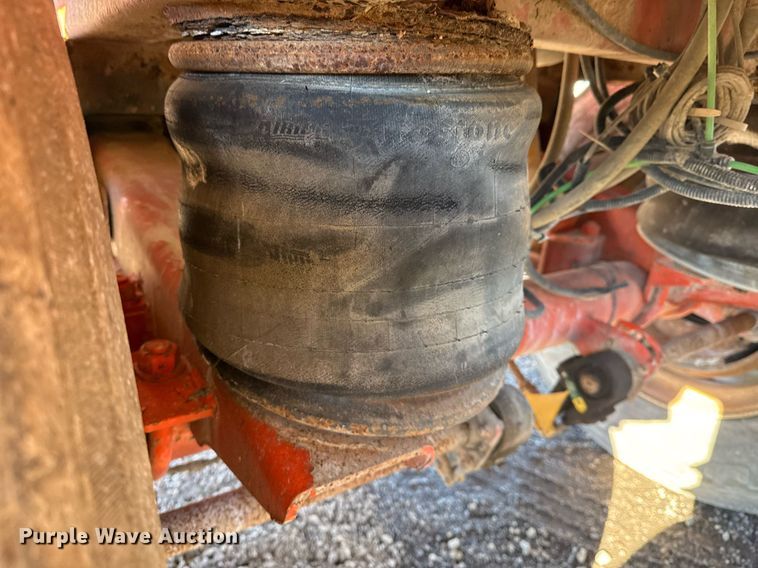 image for item EG2475 2012 Dragon Products Trailers vacuum trailer