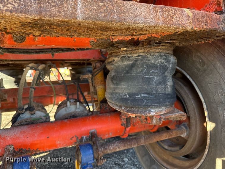 image for item EG2475 2012 Dragon Products Trailers vacuum trailer