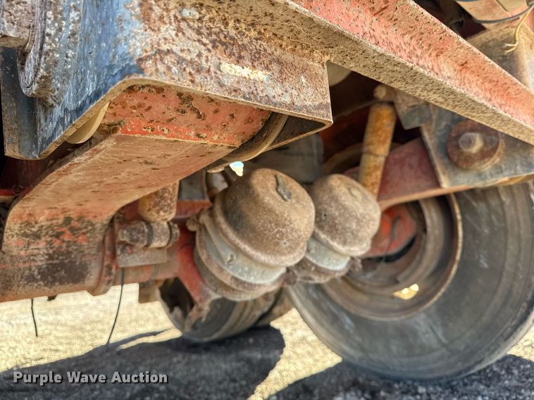 image for item EG2475 2012 Dragon Products Trailers vacuum trailer