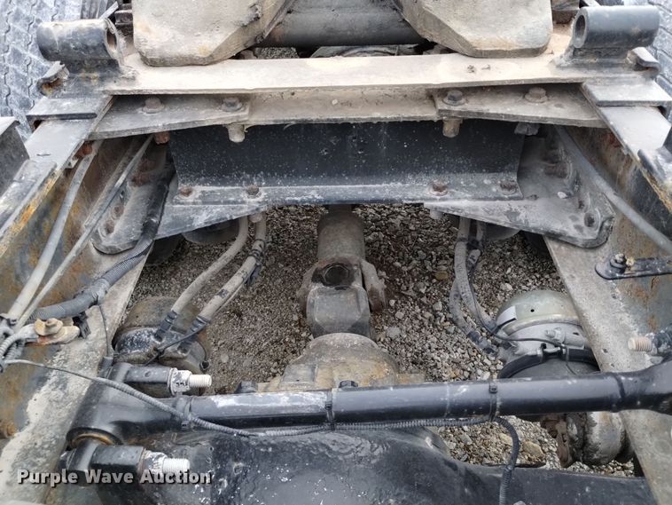 image for item EH0073 2006 Peterbilt 378 semi truck