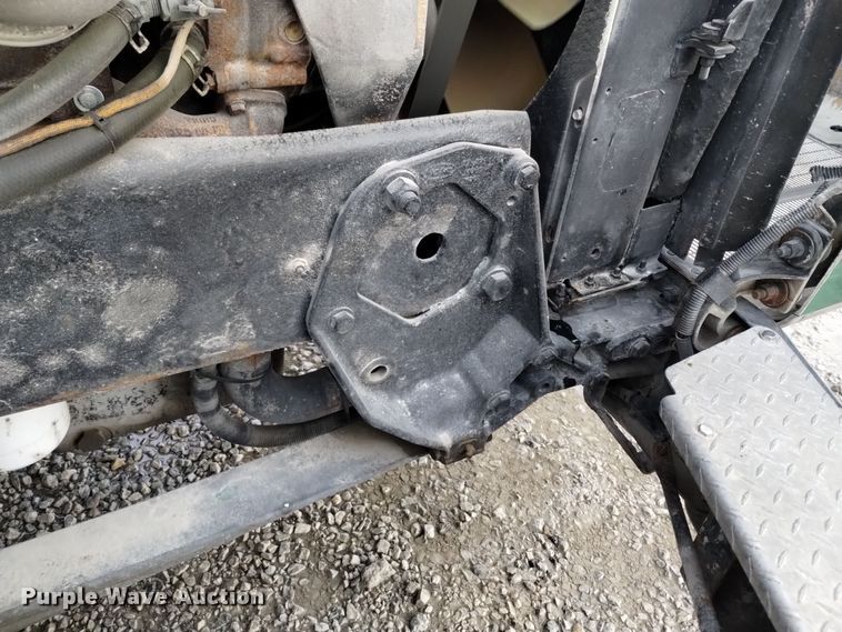 image for item EH0073 2006 Peterbilt 378 semi truck