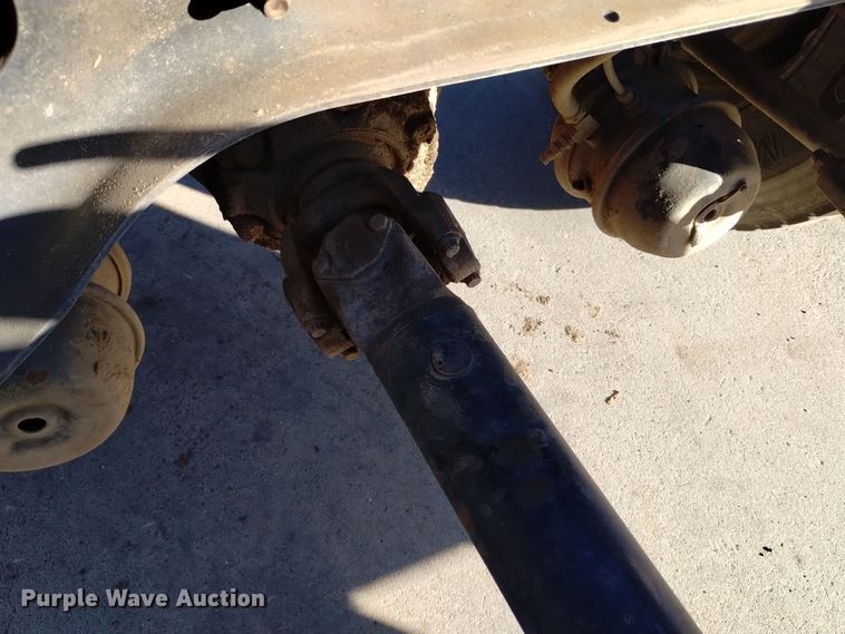 image for item EH0131 1996 International 9200 semi truck