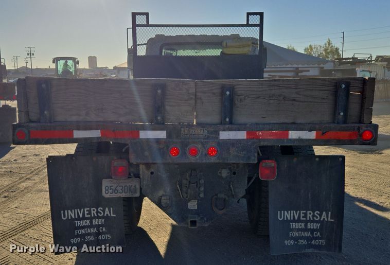 image for item EI4099 2010 International Durastar 4300 dump flatbed truck