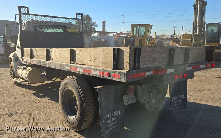 image for item EI4099 2010 International Durastar 4300 dump flatbed truck