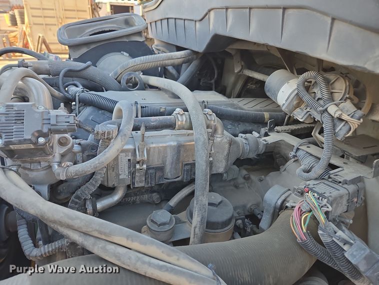 image for item EI4099 2010 International Durastar 4300 dump flatbed truck