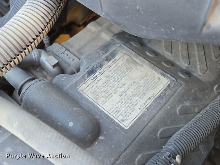 image for item EI4099 2010 International Durastar 4300 dump flatbed truck