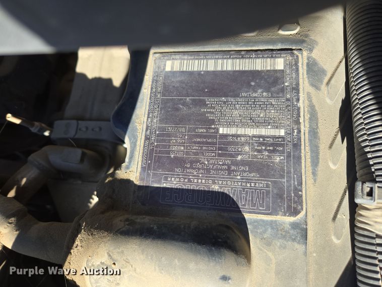 image for item EI4101 2010 International Durastar 4300 truck cab and chassis