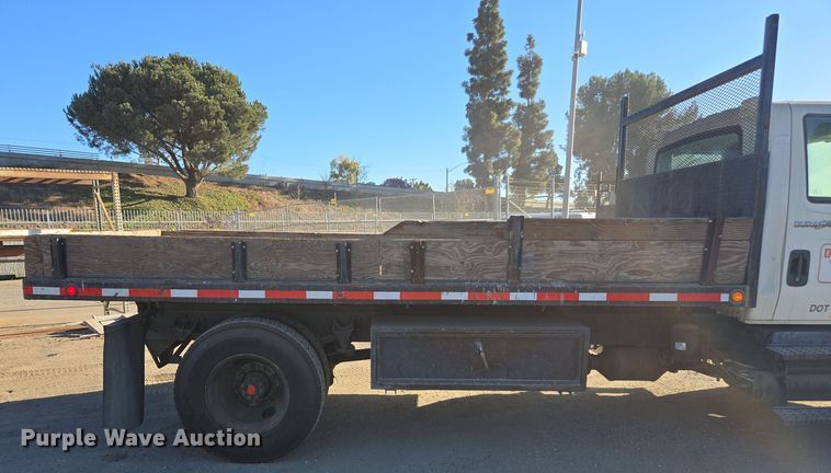 image for item EI4102 2010 International Durastar 4300 dump flatbed truck