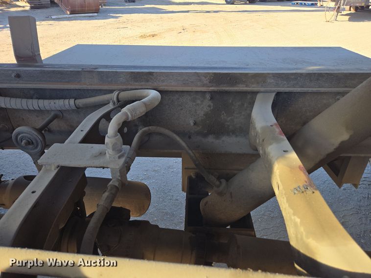 image for item EI4102 2010 International Durastar 4300 dump flatbed truck