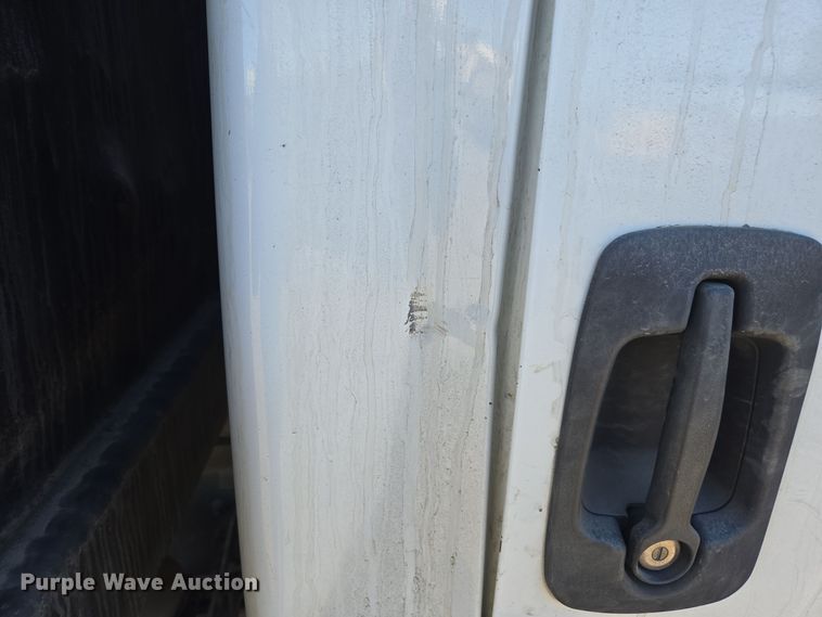 image for item EI4102 2010 International Durastar 4300 dump flatbed truck