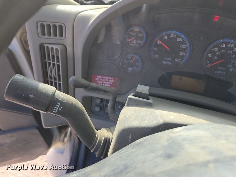 image for item EI4102 2010 International Durastar 4300 dump flatbed truck