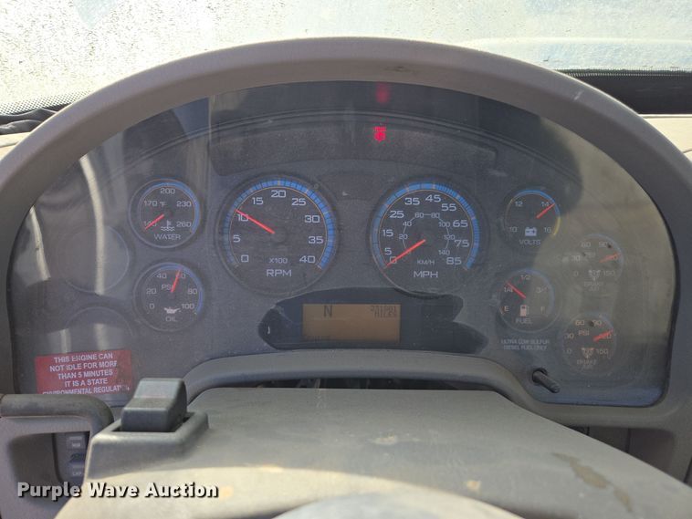 image for item EI4102 2010 International Durastar 4300 dump flatbed truck