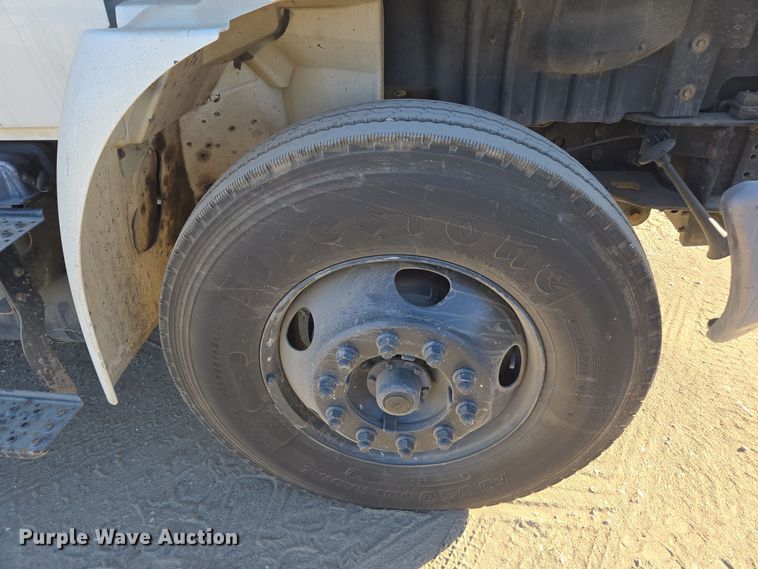 image for item EI4102 2010 International Durastar 4300 dump flatbed truck