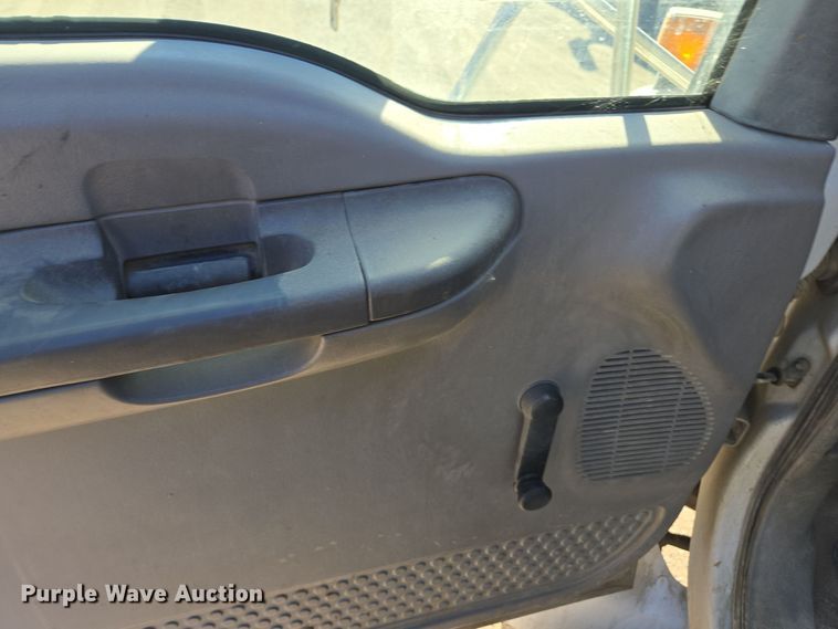 image for item EI4103 2009 Ford  F750 Super Duty XL truck cab and chassis