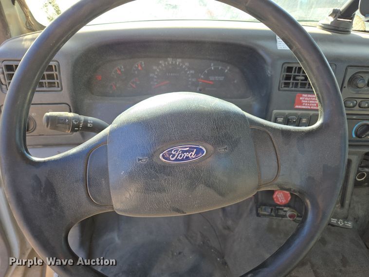 image for item EI4103 2009 Ford  F750 Super Duty XL truck cab and chassis