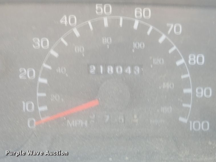 image for item EI4103 2009 Ford  F750 Super Duty XL truck cab and chassis