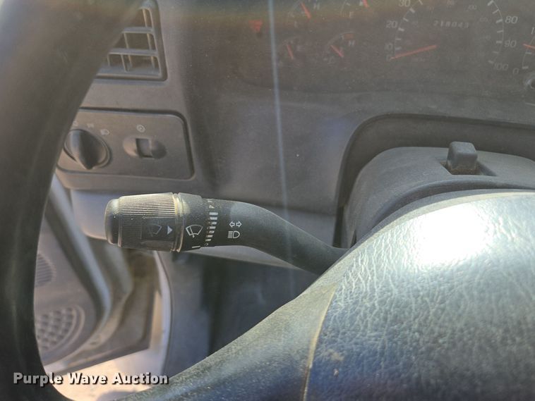 image for item EI4103 2009 Ford  F750 Super Duty XL truck cab and chassis