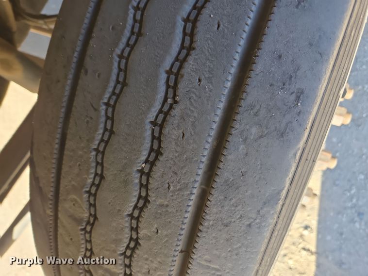 image for item EI4103 2009 Ford  F750 Super Duty XL truck cab and chassis