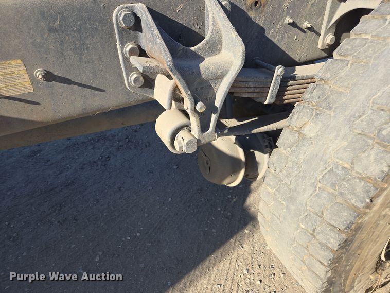 image for item EI4103 2009 Ford  F750 Super Duty XL truck cab and chassis