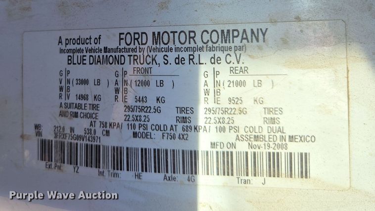 image for item EI4103 2009 Ford  F750 Super Duty XL truck cab and chassis