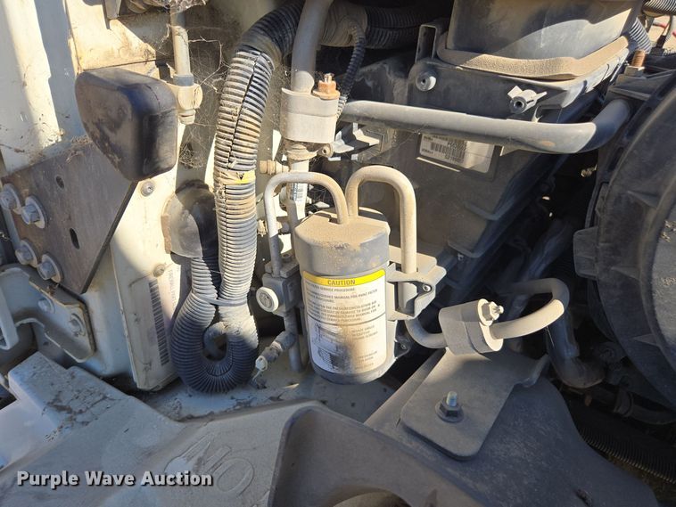 image for item EI4105 2010 International DuraStar 4300 truck cab and chassis