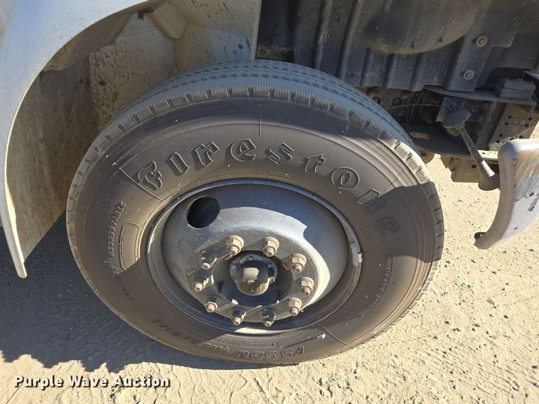 image for item EI4105 2010 International DuraStar 4300 truck cab and chassis