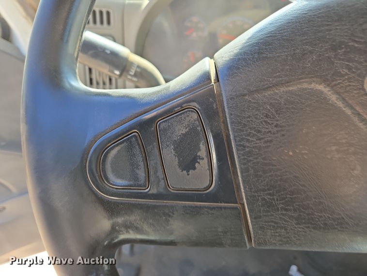 image for item EI4106 2010 International Durastar 4300 truck cab and chassis