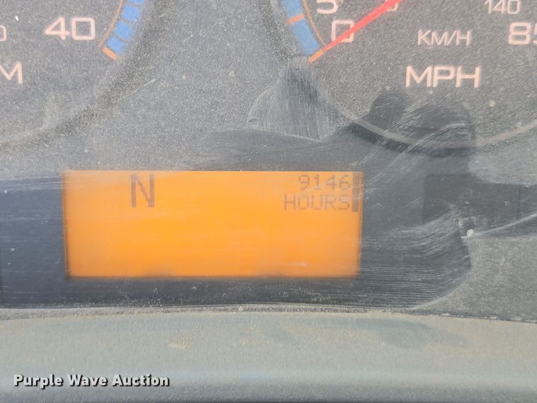 image for item EI4106 2010 International Durastar 4300 truck cab and chassis